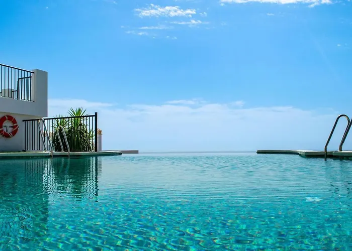 Апартаменты Luxury Penthouse Casa De Paraiso, Sea View, Pools, Golf *