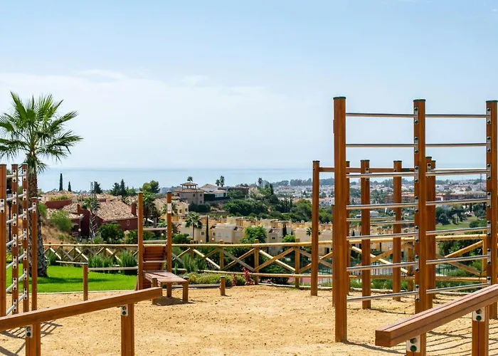 Апартаменты Luxury Penthouse Casa De Paraiso, Sea View, Pools, Golf