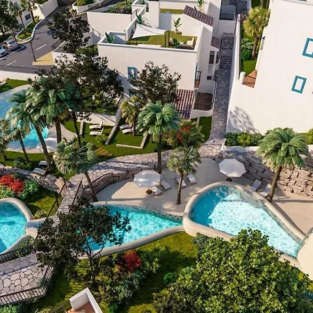 Luxury Penthouse Casa De Paraiso, Sea View, Pools, Golf